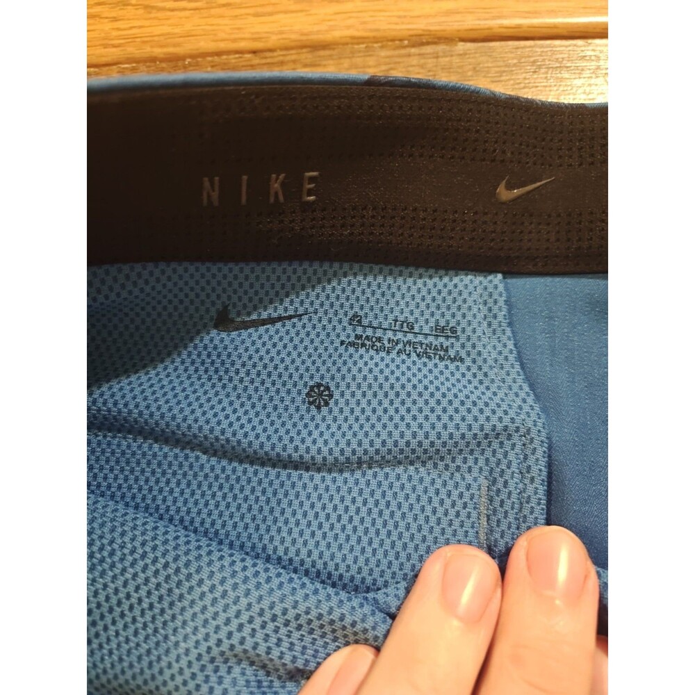 NWT Nike Move To Zero Shorts Men's 42x9 Geometric Blue Golf Chino Performance - Picture 8 of 9